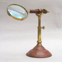 Magnifying Glass, Wooden Handle, Wooden Stand